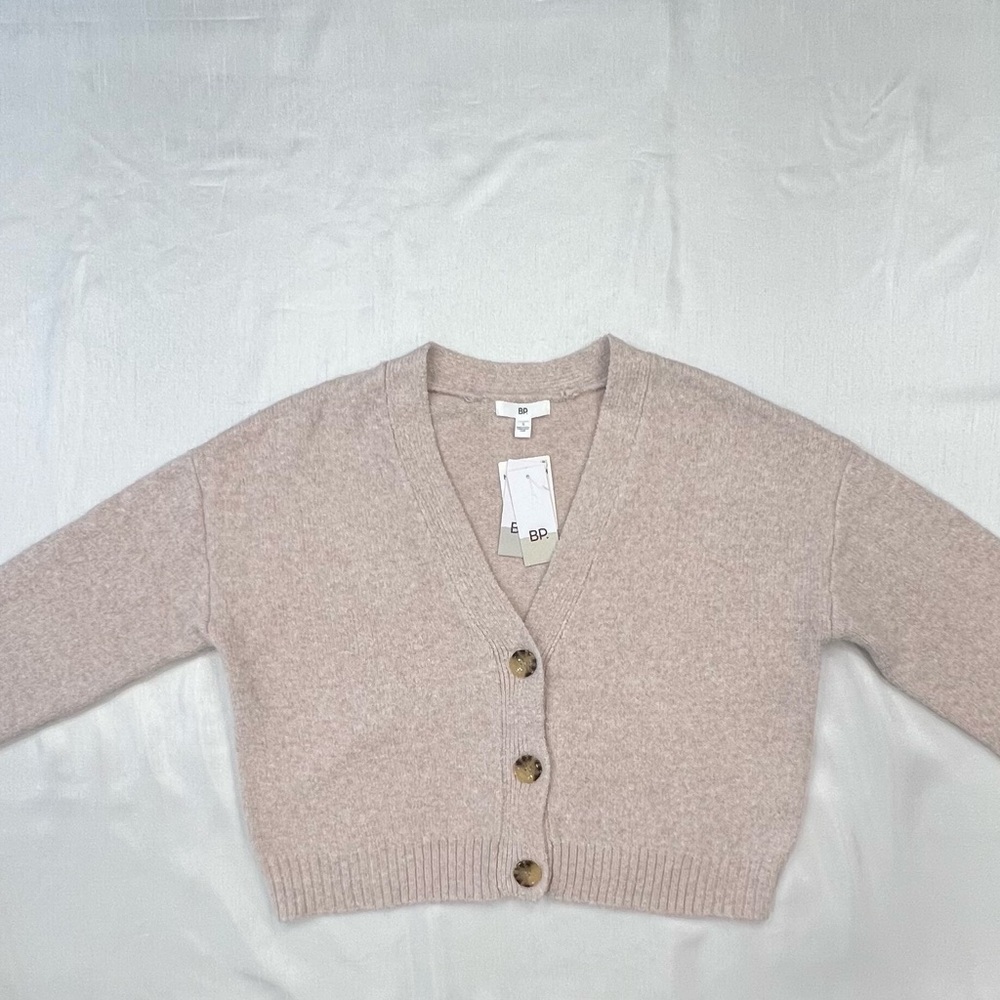 â NWT BP. Cream V-Neck Cropped Cardigan Sweater Smallâ - Picture 5 of 10